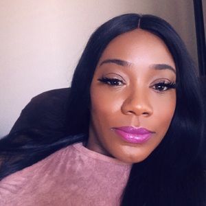 Meet your Posher, Kelley